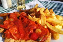 Einer unserer Klassiker: das Schnitzel "Zigeunersoß"
