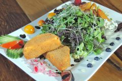 Schnitzels Salat Nico mit Schafskäse